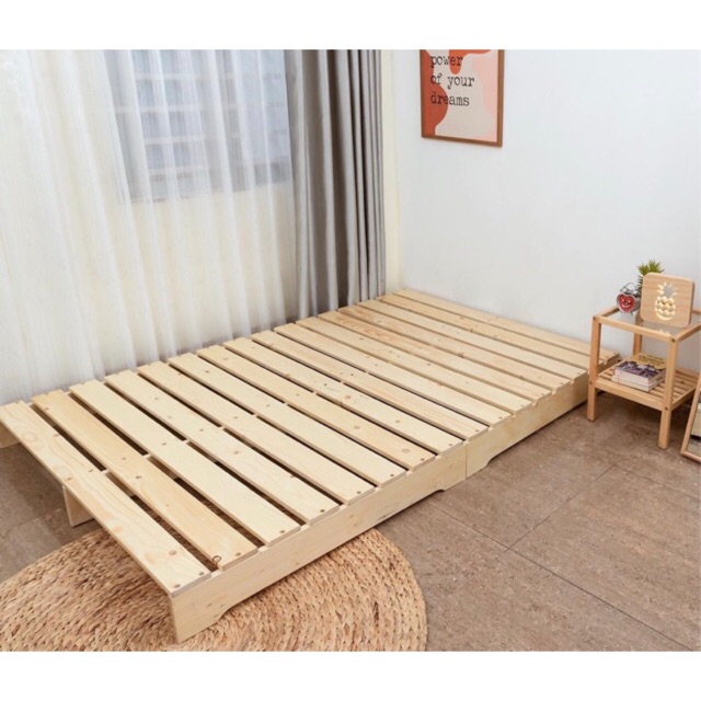 giuong-pallet-co-chan