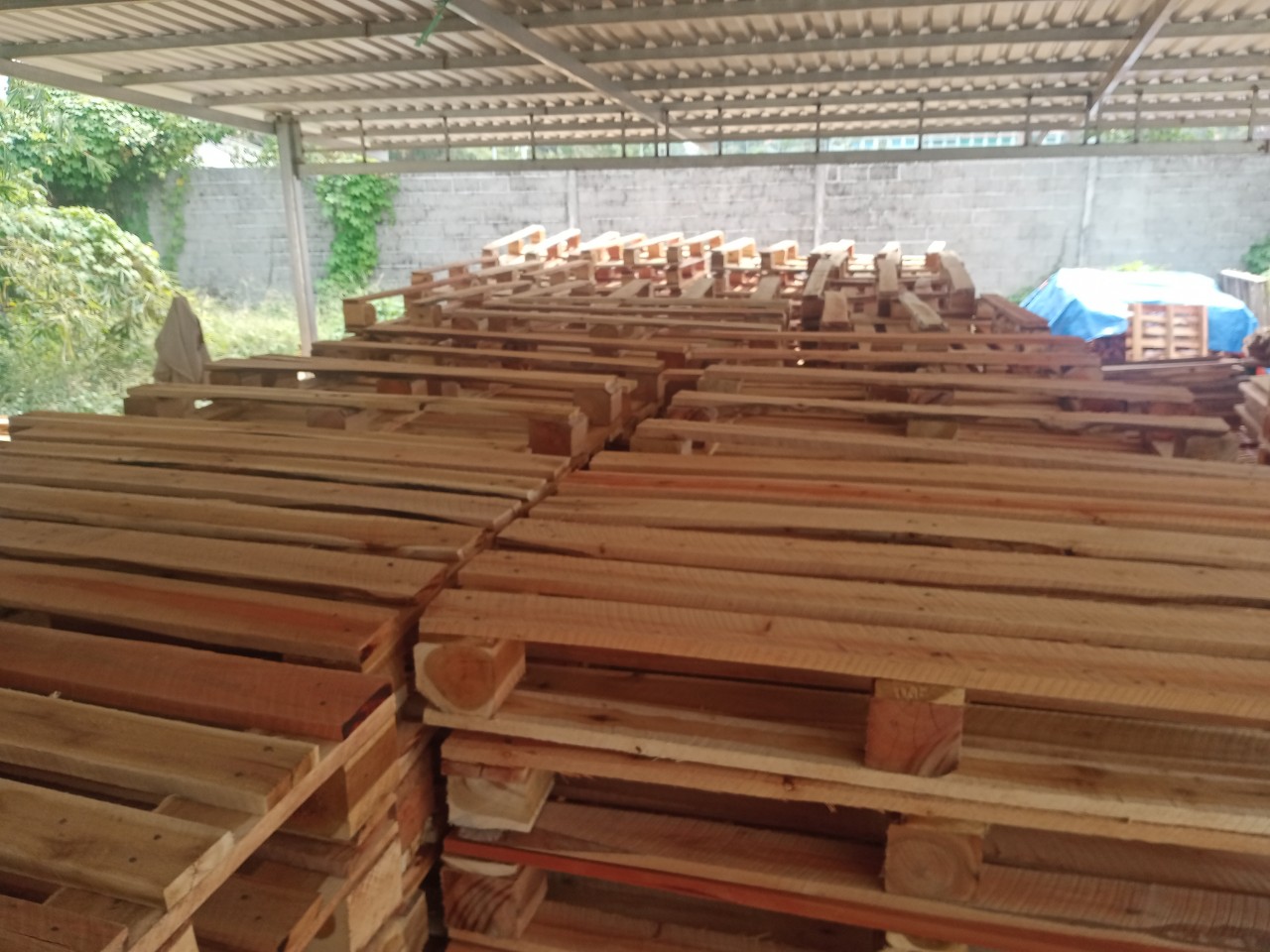 Kích thước pallet - Kích thước Container - Cách đóng hàng vào container